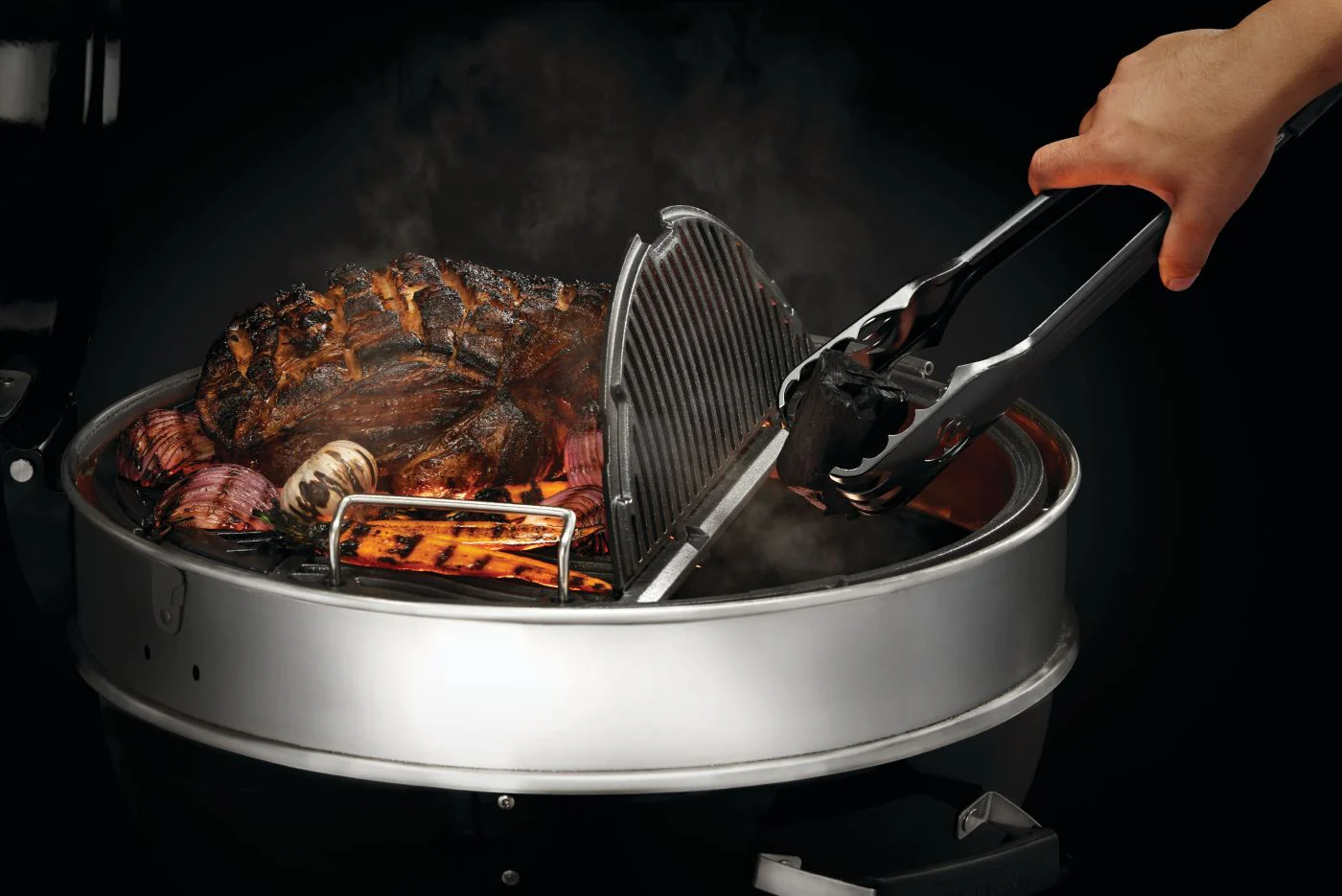 Professional 22 Charcoal 22-inch Kettle Grill - Image 2